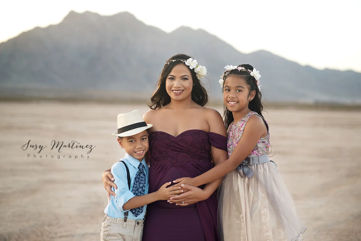 Las Vegas Desert Maternity Photographer
