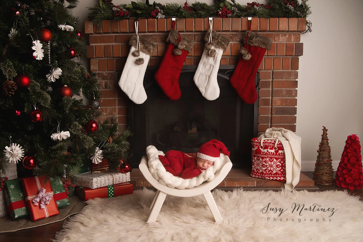 Christmas Newborn Photographer