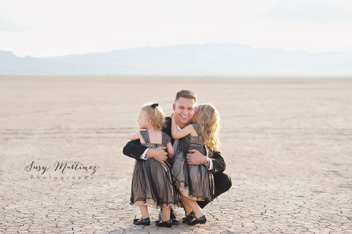 Dry Lake Bed Family Photographer