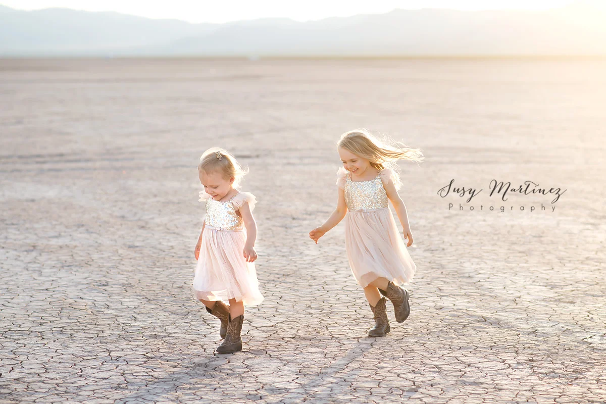 Dry Lake Bed Family Photographer