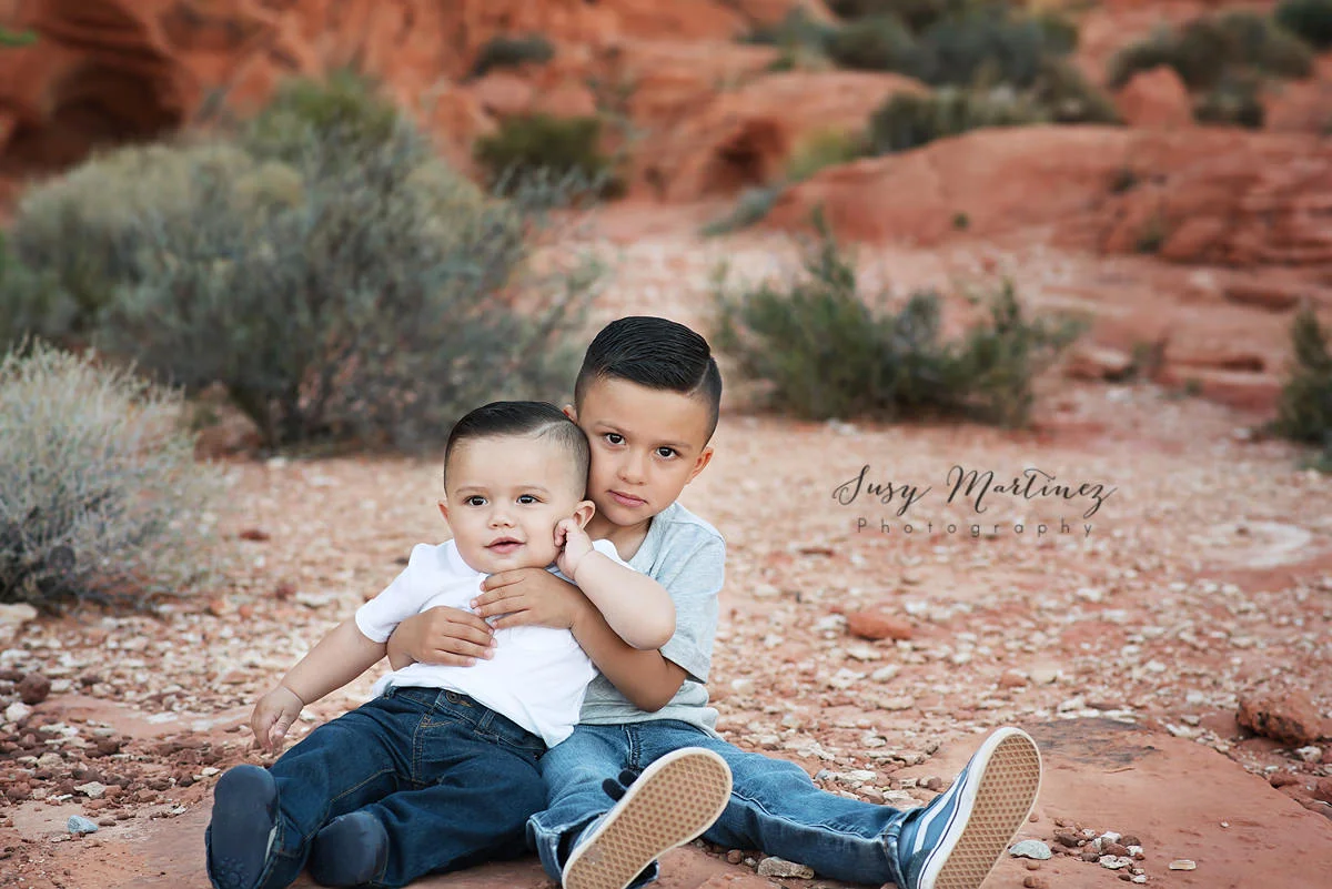 Las Vegas Family Photographer | Valley of Fire