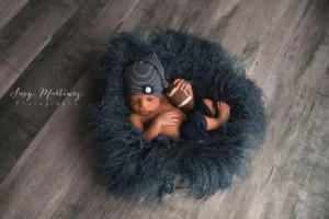 Mini Newborn Session at Henderson Studio