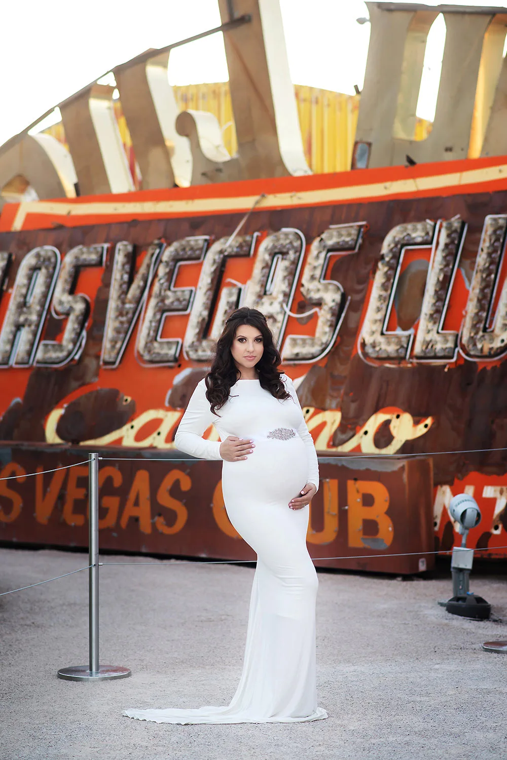 las vegas maternity photography neon boneyard