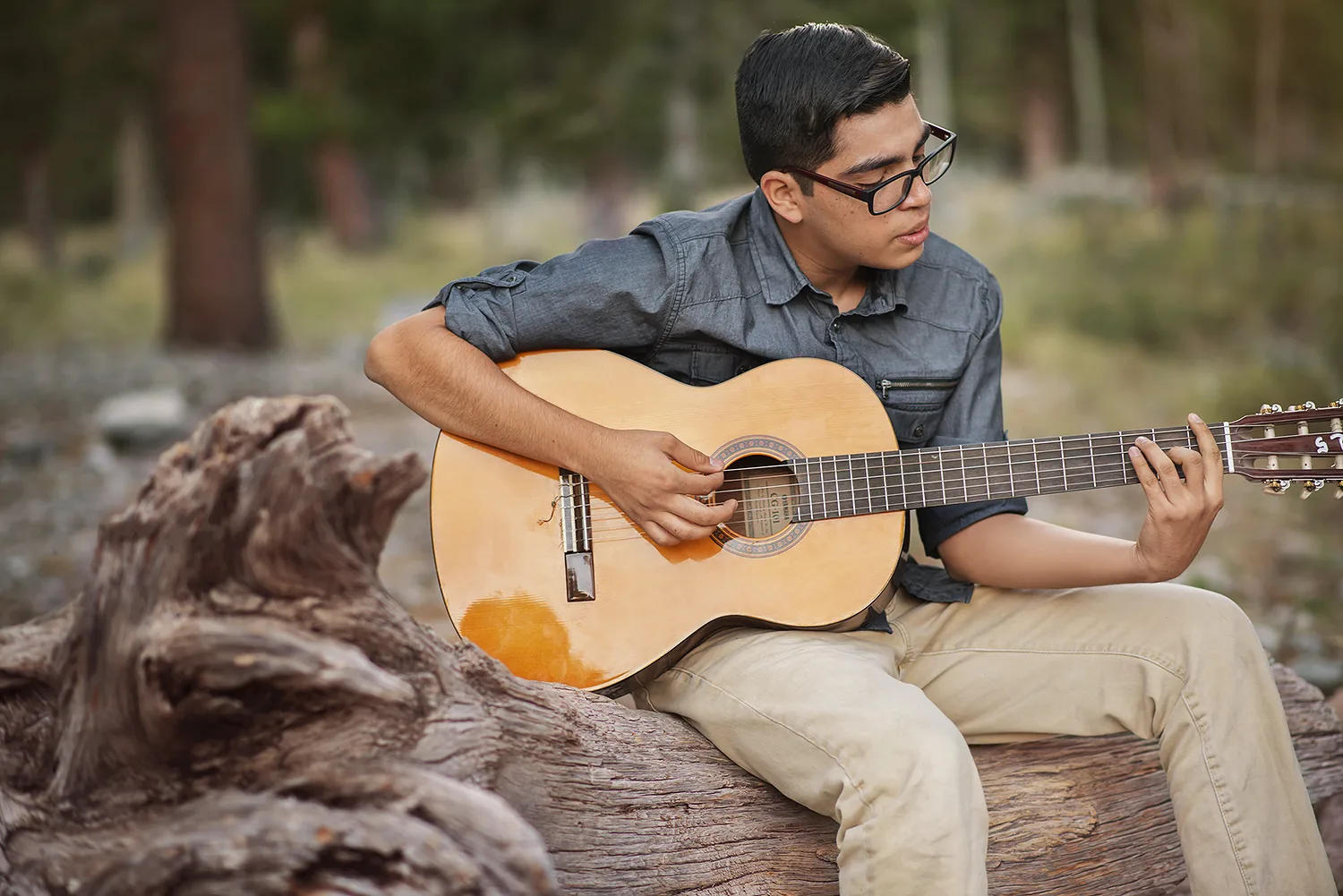 senior-session-guitar-las-vegas