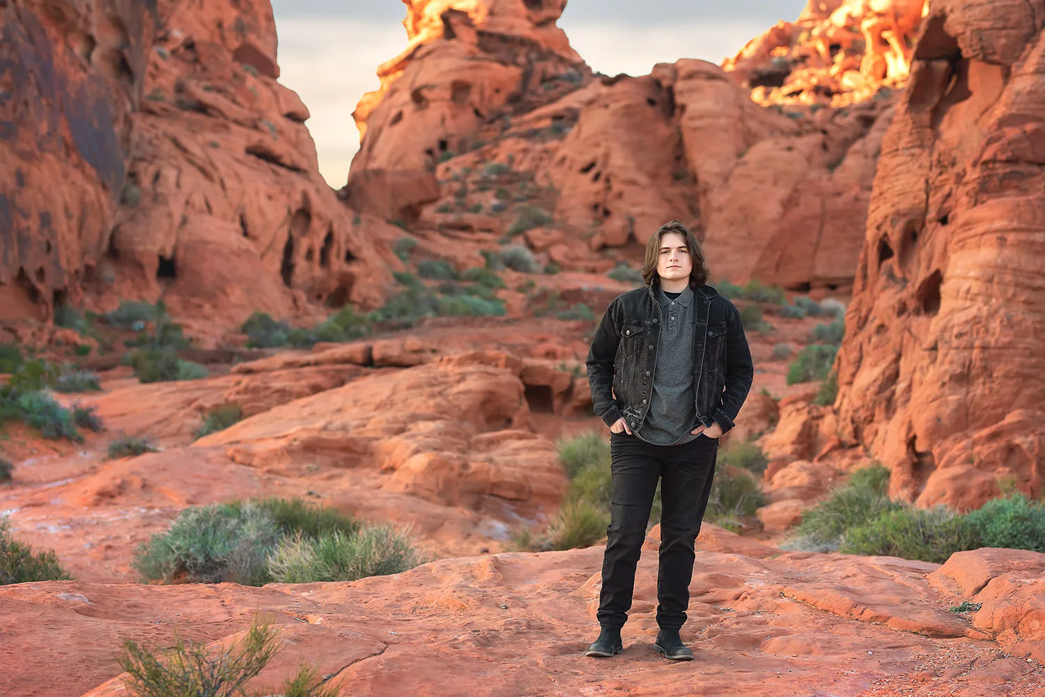 senior portrait photographer valley of fire